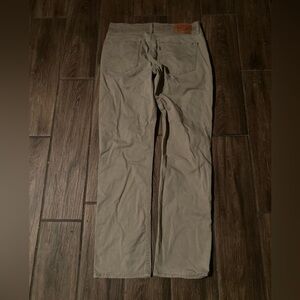 Levi's tan 514 jeans